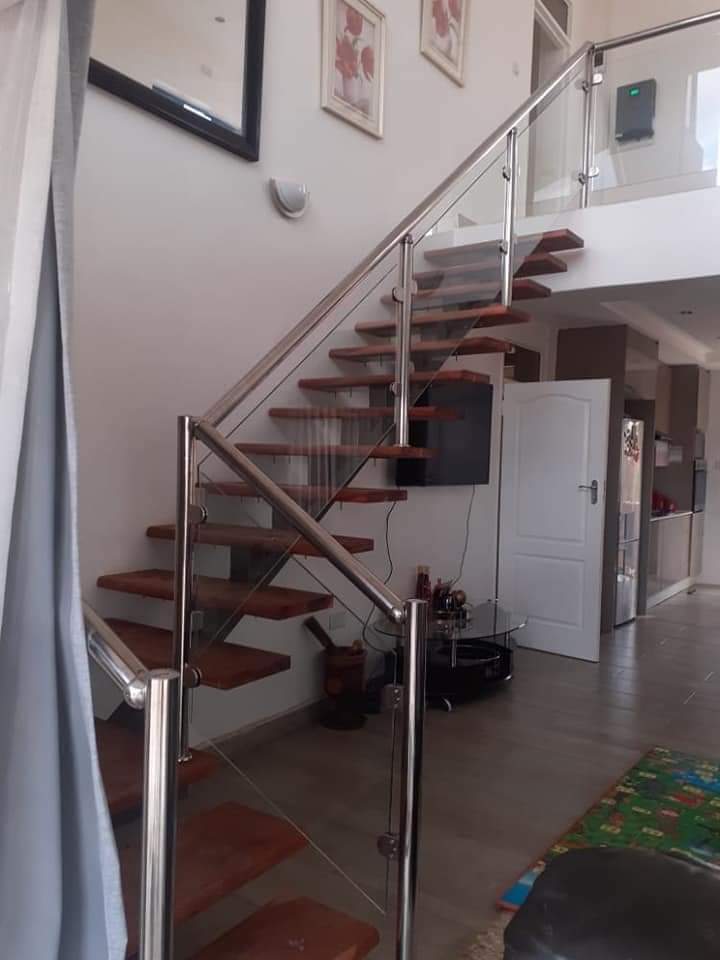 e55df9a0-fa80-4a7f-8f5c-4b2febb57e14